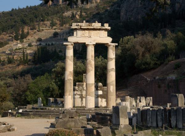 Full Day Delphi Tour